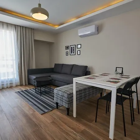 Lara Suite's Otel Camili (Dosemealti)