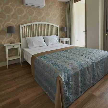 Otel Lara Suite's Camili (Dosemealti)